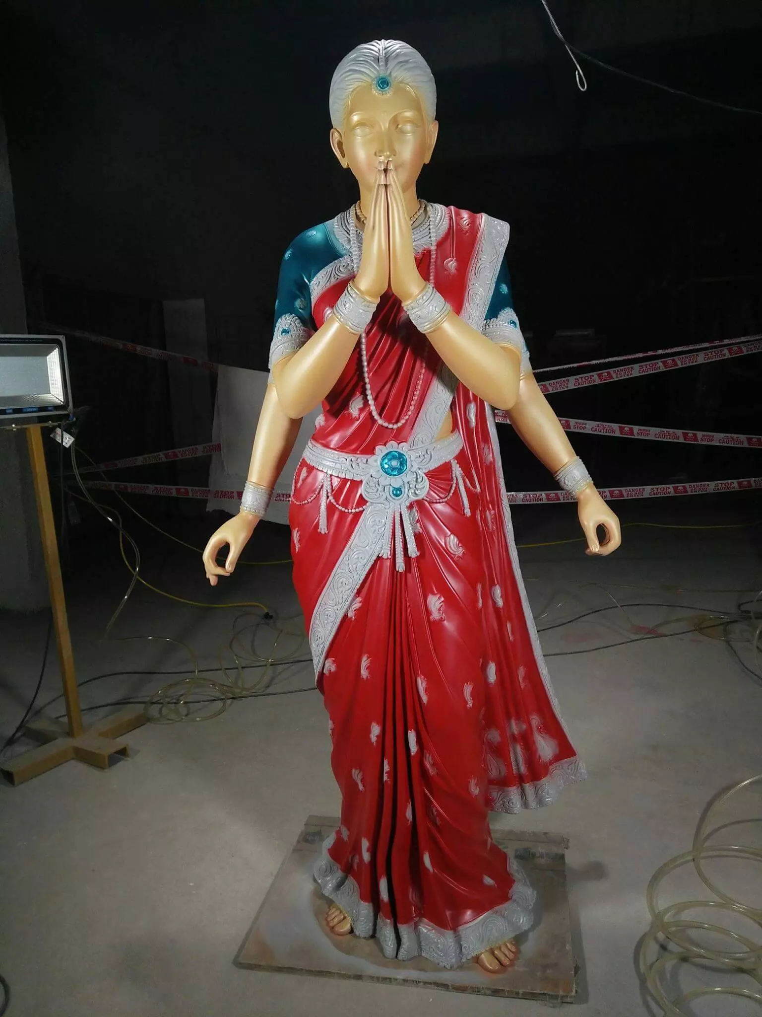 TOVP मंदिर मूर्ति: देवी लक्ष्मी