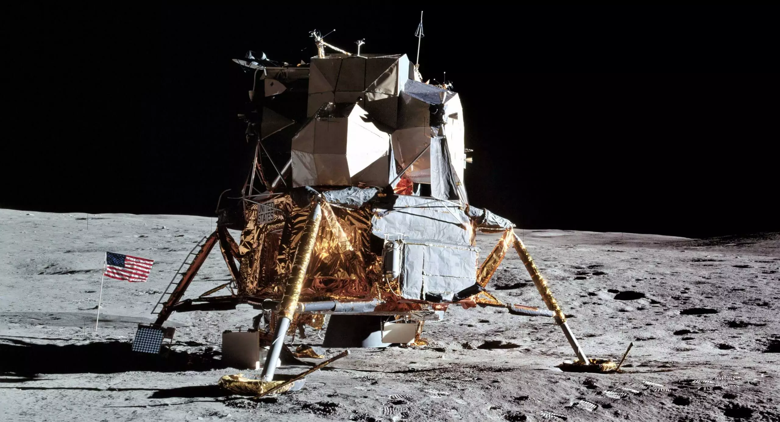 Ensaios da ciência védica TOVP: pousamos na lua?